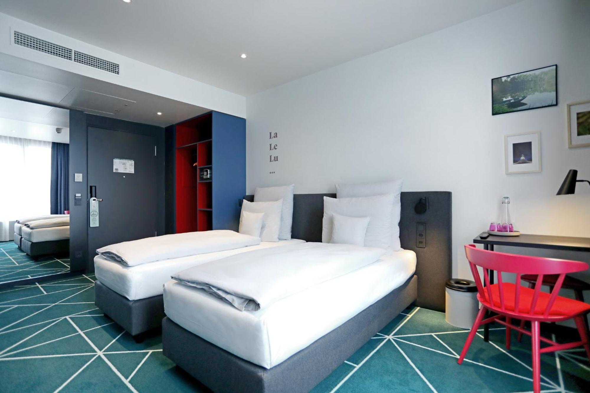 Sander Hotel 3*